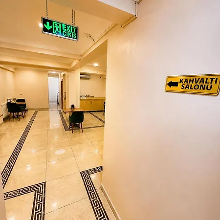 Neva Hotel *